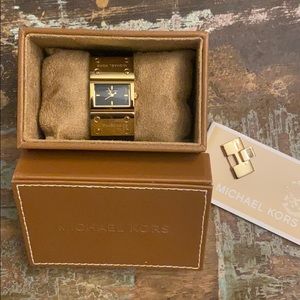 MICHAEL KORS Alligator Leather Watch